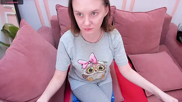 JannaVerdi  online show from 10/13/25, 06:24