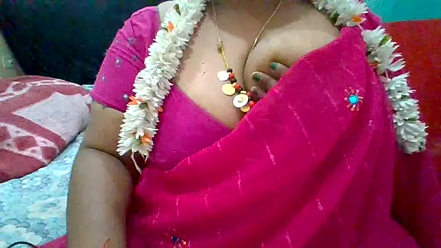 Snapshot of archanatelugu9 chatting on 02/06/25, 09:22 archanatelugu9 online show from 02/06/25, 09:22