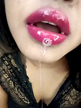 Hotlisa online show from 03/15/25, 04:24