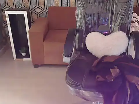 Snapshot of shivi_moto chatting on 11/05/25, 04:34 shivi moto online show from 11/05/25, 04:34