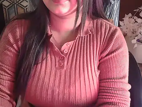 Snapshot of shivi_moto chatting on 11/16/25, 05:35 shivi moto online show from 11/16/25, 05:35