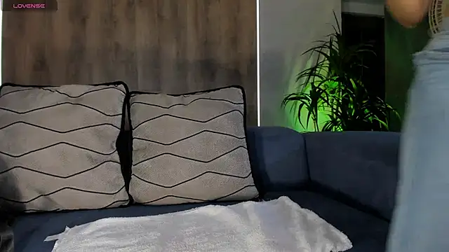 SophiePalmer online show from 01/30/25, 12:59