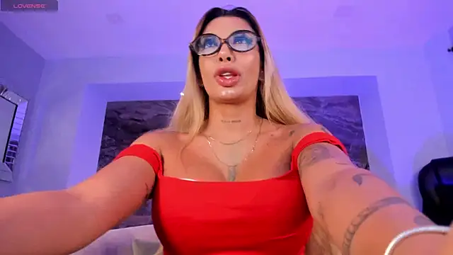 SophiePalmer online show from 09/22/25, 01:57