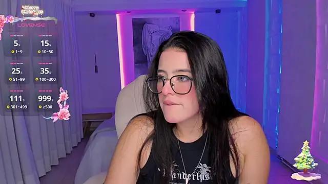 Snapshot of nathalie_rivers chatting on 01/07/25, 03:24 nathalie rivers online show from 01/07/25, 03:24