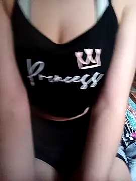 Snapshot of LissaThompsom chatting on 01/27/25, 11:43 LissaThompsom online show from 01/27/25, 11:43