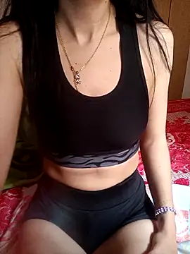 Snapshot of LissaThompsom chatting on 03/05/25, 12:55 LissaThompsom online show from 03/05/25, 12:55