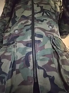 Snapshot of LissaThompsom chatting on 10/27/25, 01:15 LissaThompsom online show from 10/27/25, 01:15