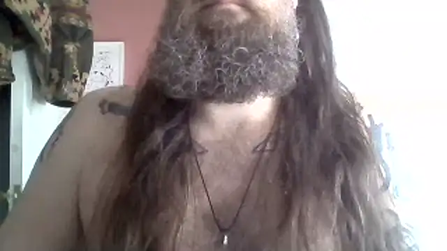 Snapshot of Thrillhouse chatting on 02/22/25, 02:41 Thrillhouse online show from 02/22/25, 02:41