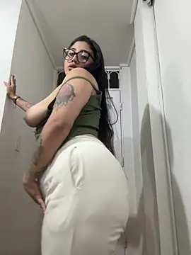 croftsmila online show from 10/06/25, 11:57