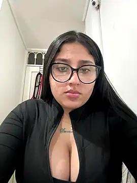 croftsmila online show from 10/09/25, 11:58