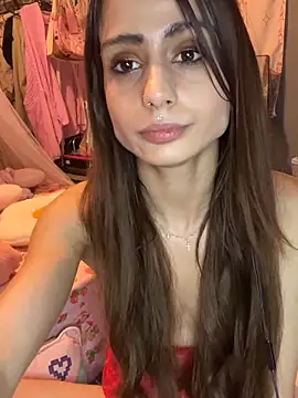 LaPetitechienne1 online show from 02/16/25, 01:03