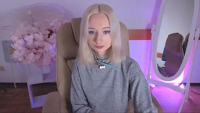 Katia Kim online show from 11/15/25, 06:22