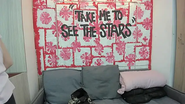 Mhelanny2 online show from 03/01/25, 08:34