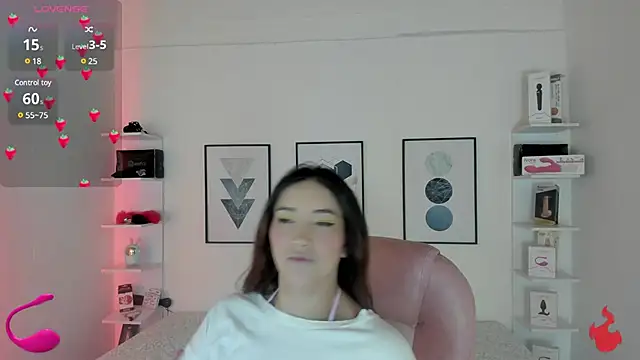 Snapshot of cristal__hot_1 chatting on 01/24/25, 04:05 cristal hot 1 online show from 01/24/25, 04:05