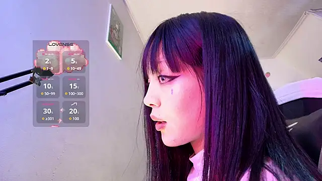Snapshot of Persia_09 chatting on 10/03/25, 03:25 Persia 09 online show from 10/03/25, 03:25