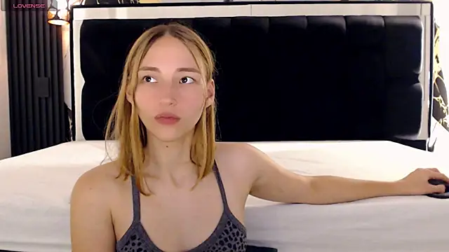 WhiteSun 01 online show from 12/29/24, 03:46