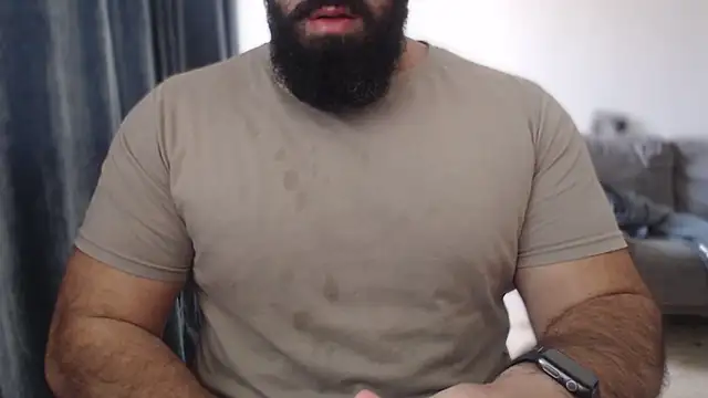 hugemachohandsome online show from 10/29/25, 08:27