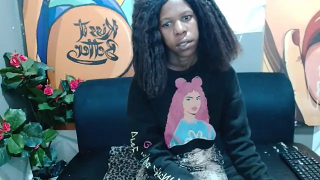 Snapshot of Ebonystormxxx chatting on 11/18/25, 07:35 Ebonystormxxx online show from 11/18/25, 07:35