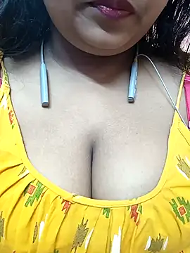 Sophiaboudi online show from 01/10/25, 05:24