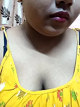 Sophiaboudi online show from 01/28/25, 05:35