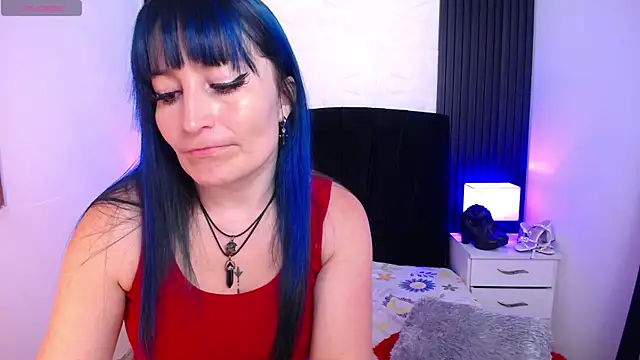 alicia moom online show from 02/07/25, 08:42