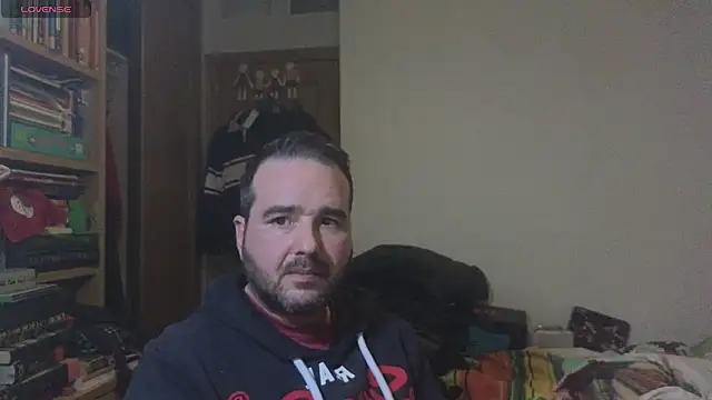 curiosillo83 online show from 02/14/25, 07:23