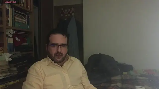 curiosillo83 online show from 03/07/25, 02:45