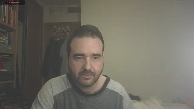 curiosillo83 online show from 03/08/25, 08:11