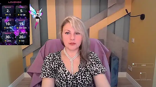 Candy Long online show from 11/01/25, 06:37