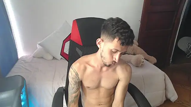 stevenSEX123 online show from 12/18/24, 10:24