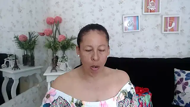 mature martina online show from 02/21/25, 06:48