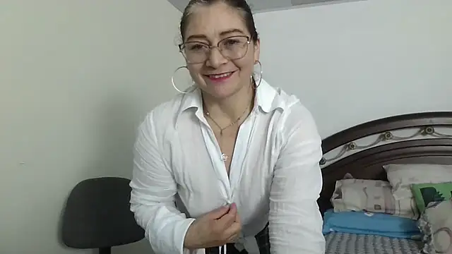 Snapshot of ruby-milf1 chatting on 02/07/25, 12:09 ruby-milf1 online show from 02/07/25, 12:09