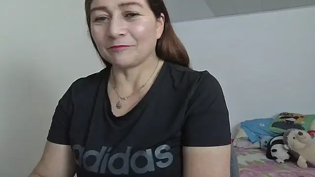 Snapshot of ruby-milf1 chatting on 02/25/25, 11:33 ruby-milf1 online show from 02/25/25, 11:33