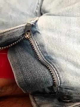 Snapshot of 69Torre69 chatting on 10/23/25, 12:04 69Torre69 online show from 10/23/25, 12:04