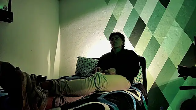 Snapshot of yakuthaya chatting on 02/21/25, 04:07 yakuthaya online show from 02/21/25, 04:07