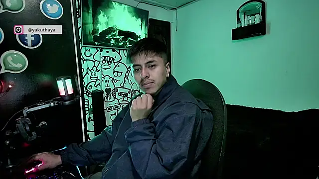 Snapshot of yakuthaya chatting on 10/01/25, 03:12 yakuthaya online show from 10/01/25, 03:12