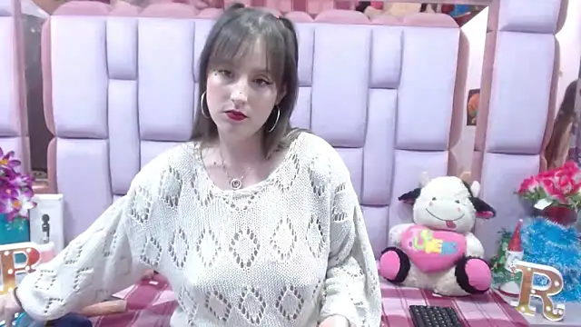 Snapshot of Belly_Rosse chatting on 12/30/24, 05:34 Belly Rosse online show from 12/30/24, 05:34