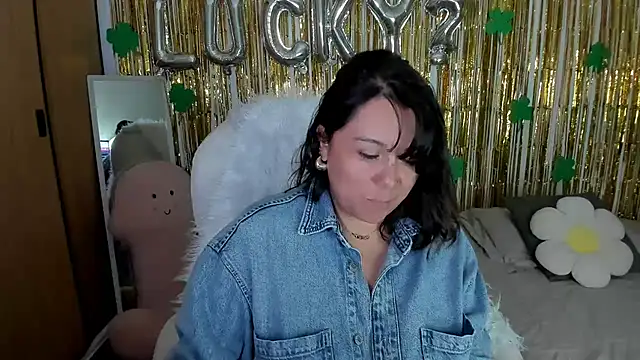 Snapshot of bigbooty-30 chatting on 03/15/25, 03:07 bigbooty-30 online show from 03/15/25, 03:07