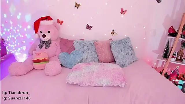 Zara uwu  online show from 01/15/25, 01:41