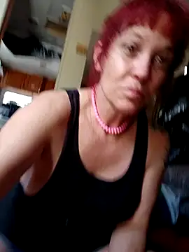 Snapshot of spundarella420 chatting on 02/08/25, 08:53 spundarella420 online show from 02/08/25, 08:53