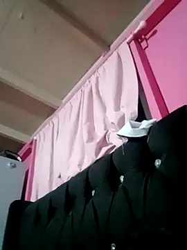 mijito30 online show from 10/20/25, 04:24