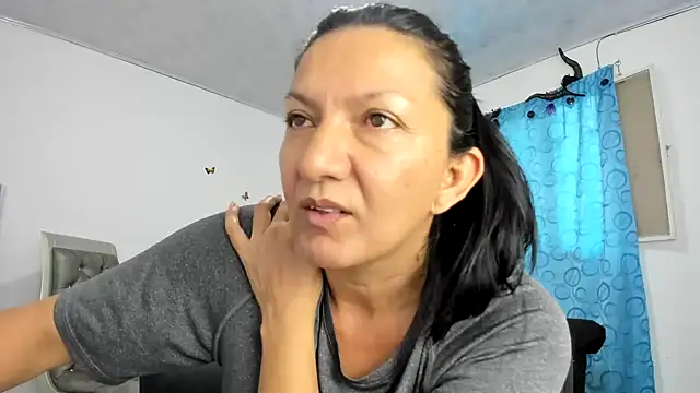 Angelblue  online show from 01/02/25, 09:28