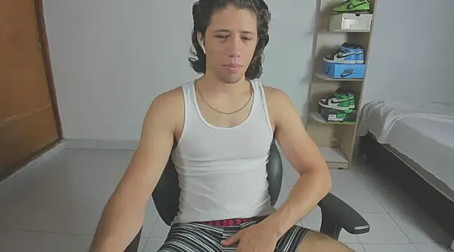 imtonny19 online show from 03/03/25, 01:31