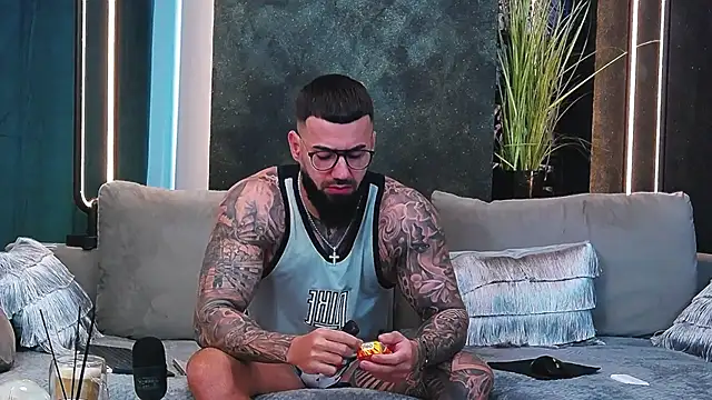 masterkingofmusclee online show from 03/03/25, 06:15