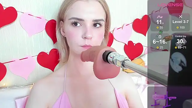 Snapshot of Kaya_Devis chatting on 02/15/25, 04:47 Kaya Devis online show from 02/15/25, 04:47