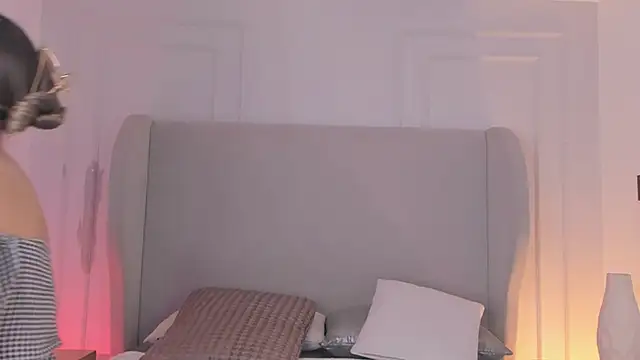 chloe d online show from 10/25/25, 01:07