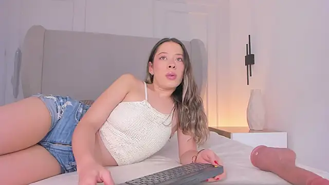 chloe d online show from 11/03/25, 02:07