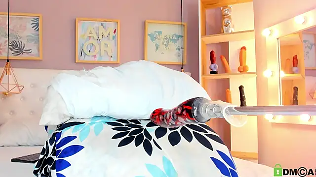 julyanna  online show from 10/06/25, 08:06