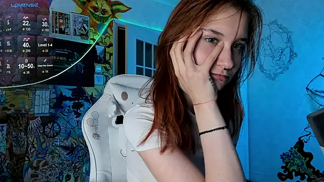 Sunny Mouse  online show from 12/12/24, 08:32