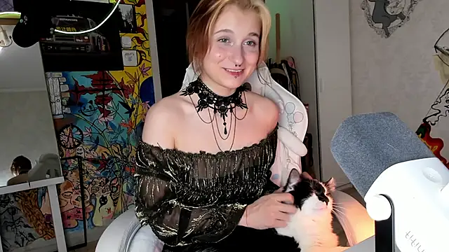 Sunny Mouse  online show from 03/05/25, 07:38